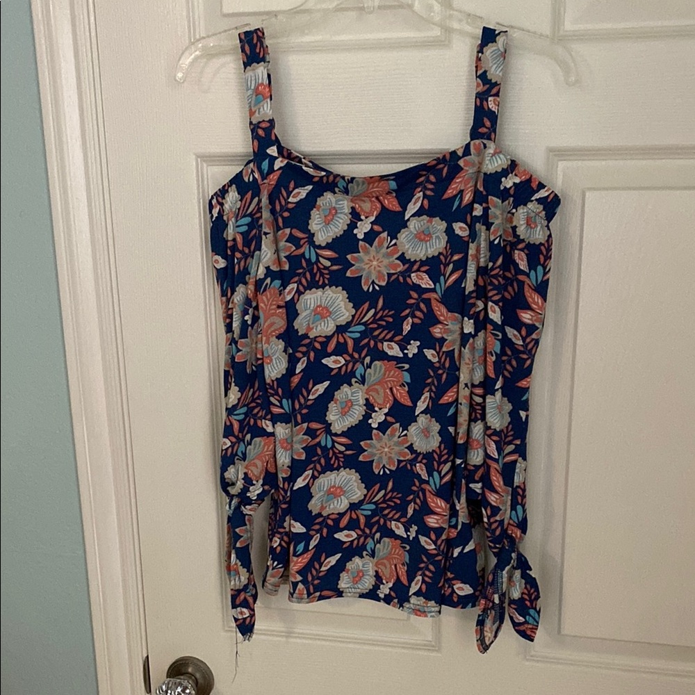 Floral Cold Shoulder Top